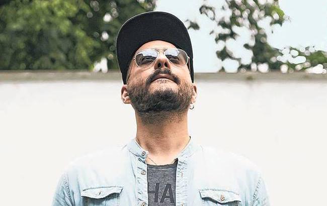 Полиция нагрянула с обыском к известному российскому режиссеру