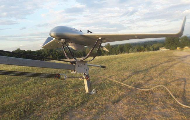 Волонтери підняли в небо унікальний український безпілотник