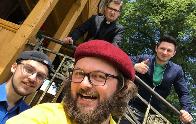 В сети появился "народный" трейлер фильма "DZIDZIO Контрабас"