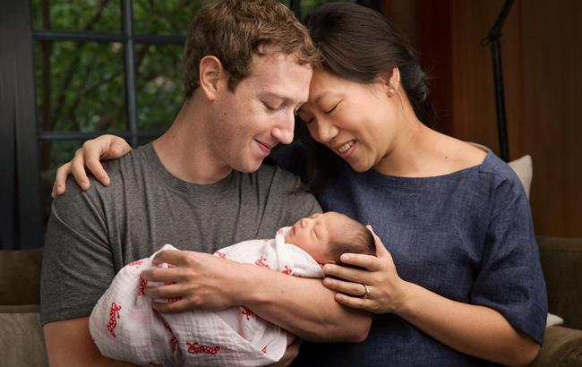Цукерберг умилил сеть трогательным семейным фото