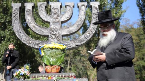 Роковини Бабиного Яру: В Києві вшанували пам'ять жертв жахливої трагедії (фоторепортаж)