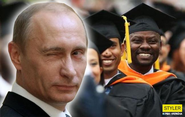 "А мог бы и в животик поцеловать": Путин ущипнул темнокожего студента (видео)