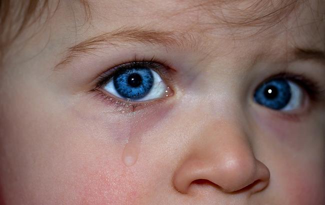 "Кричав криком на весь поверх": у Хмельницькому хлопчик пережив 5 годин пекельного болю через лікарів