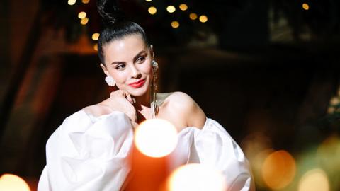 Весенний хит: Настя Каменских представила новую песню "Дай мне"