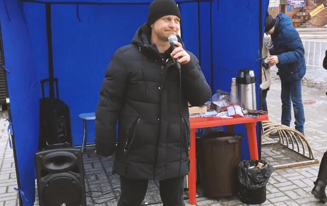 "Войну начала не Россия, а Украина": во Львове "проповедует" русскоязычный сектант-сепаратист (видео)