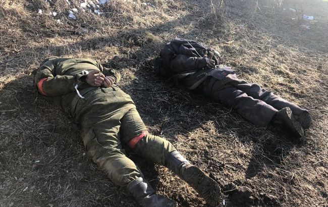 Українські військові взяли в полон чотирьох бойовиків "ЛДНР"