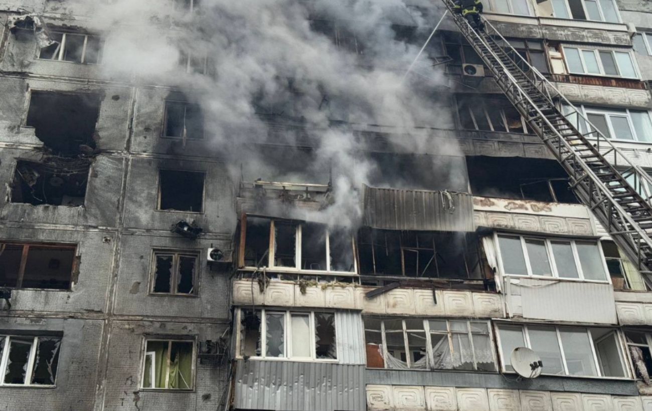 У Запоріжжі зросла кількість поранених від ранкового удару РФ по багатоповерхівці