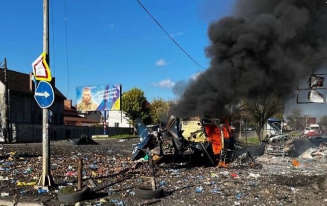 РФ зранку вдарила дронами по ринку у Чорноморську: є загиблі та поранені (фото)