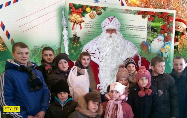 "Зроби так, щоб настав мир": в мережі показали зворушливі листи до Діда Мороза від дітей з зони АТО