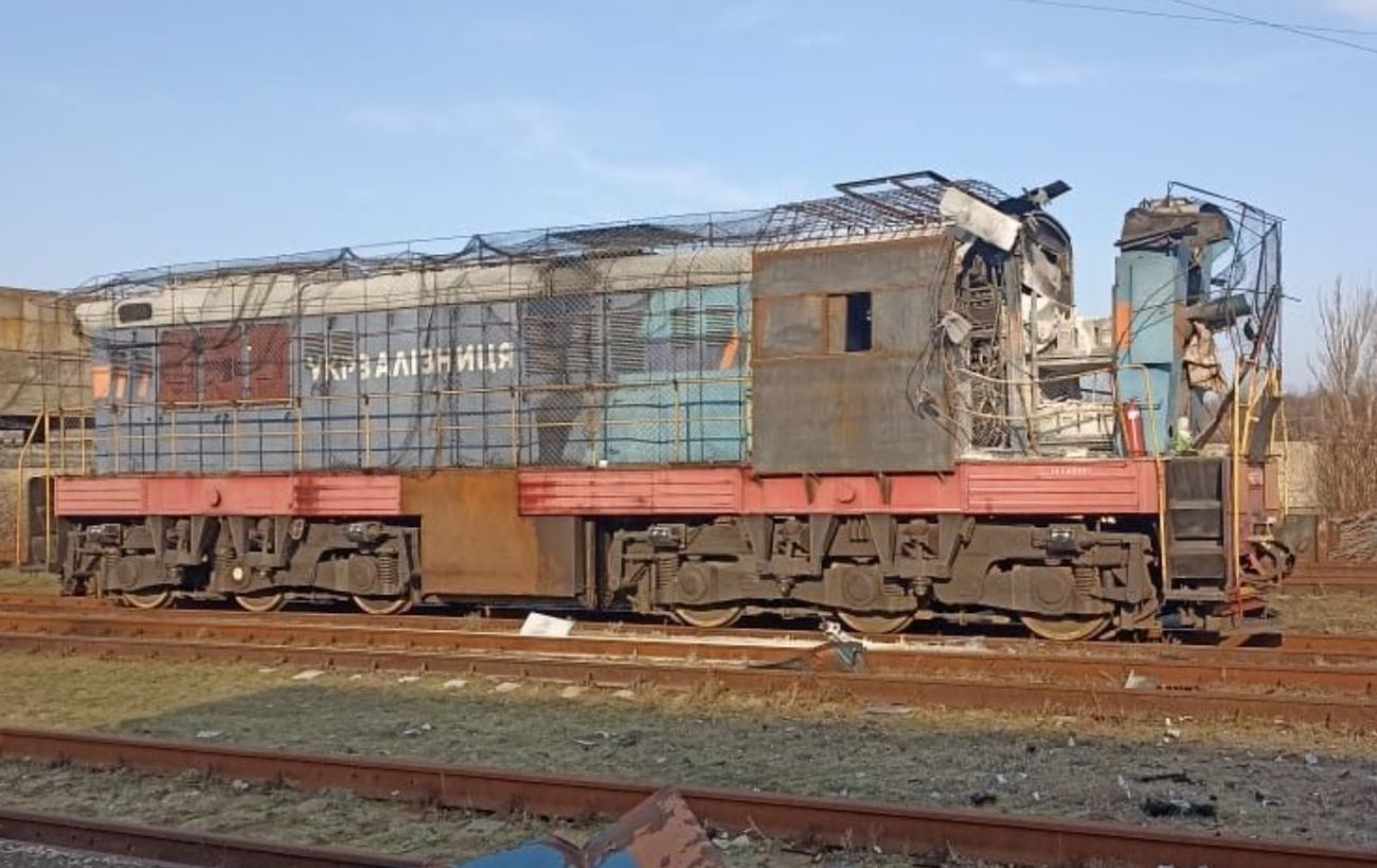Росіяни атакували дроном залізницю на Донеччині: є поранені (фото)