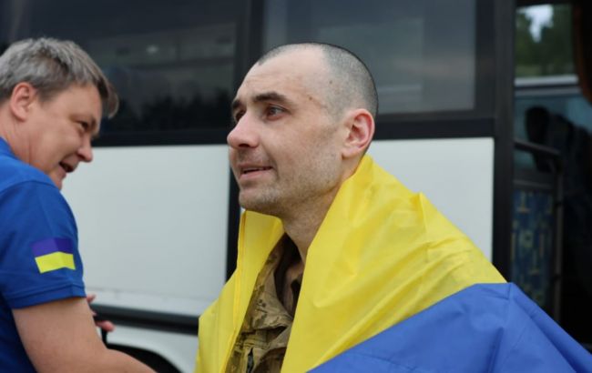 Обмен пленными: в Украину вернулись пропавшие без вести и осужденные на большие сроки