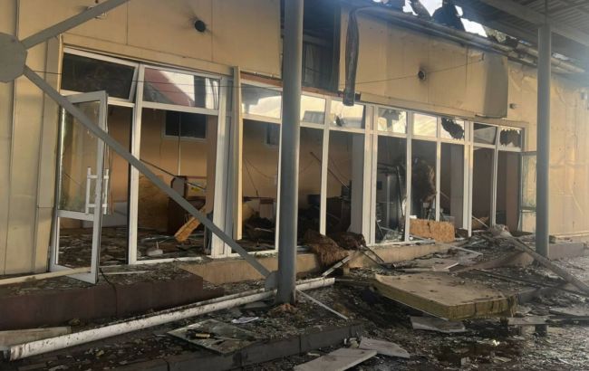 Удар РФ по пункту пропуска "Орловка" на границе с Румынией: ГПСУ показала фото последствий