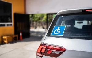 Люди з інвалідністю зможуть отримати до 50 тисяч за переобладнання авто: що відомо