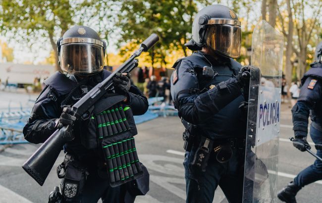 У Барселоні протести переросли у жорстокі сутички, понад 120 осіб затримано