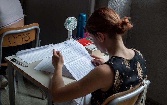 Вступ до магістратури та аспірантури 2025: як отримати запрошення на іспити