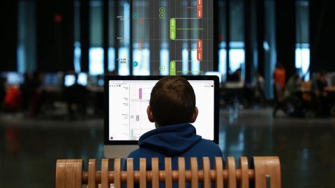 У Києві з підлітків безкоштовно робитимуть ІТ-шників і діджитал-митців: як записатися