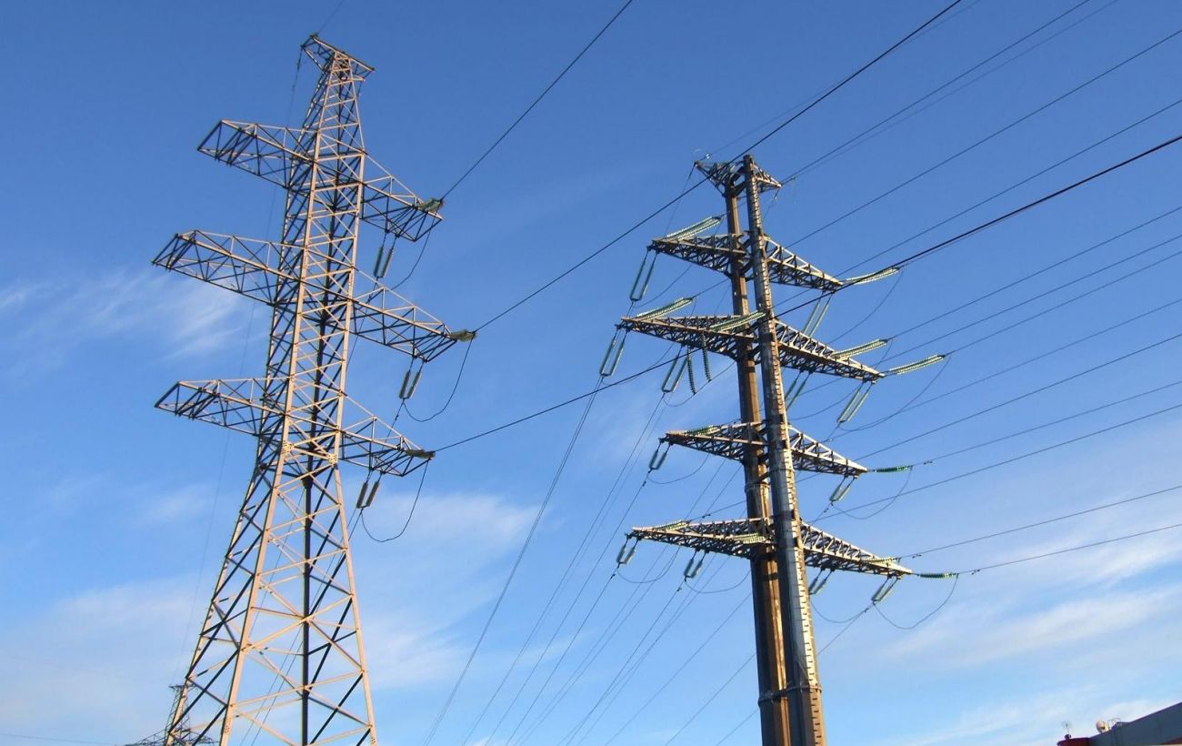 За сутки электроснабжение восстановили у почти 56 тыс. абонентов ...