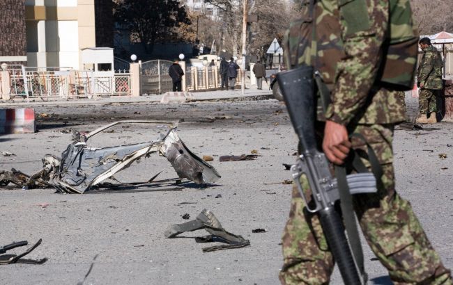 В медцентр Кабула поступило около 60 раненых из аэропорта, шестеро из них скончались