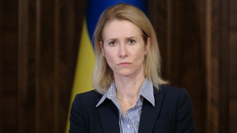 Россия получает за столом переговоров больше, чем она достигла на поле боя, - Каллас