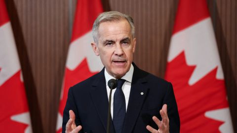 Країни НАТО повинні збивати російські літаки-порушники, - прем'єр Канади