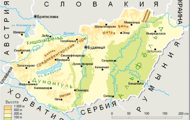 Угорщина почала будівництво стіни проти нелегалів на кордоні з Сербією