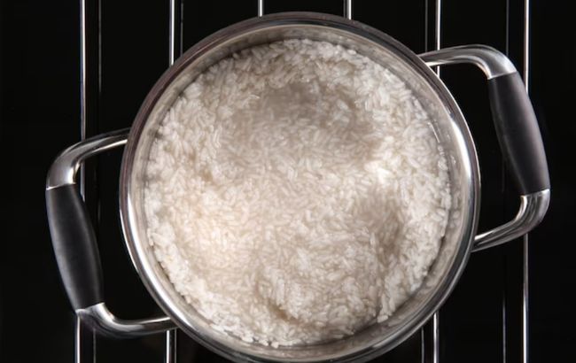 Врач рассказал, полезна ли рисовая каша, и кому ее есть нельзя
