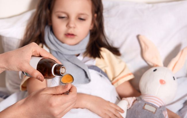 Лікар назвала небезпечні симптоми грипу у дітей: зверніть увагу