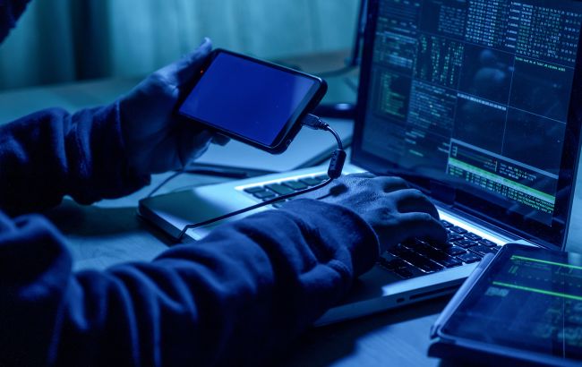 Украинские хакеры уничтожили ИТ-инфраструктуру "Москоллектора", - источники