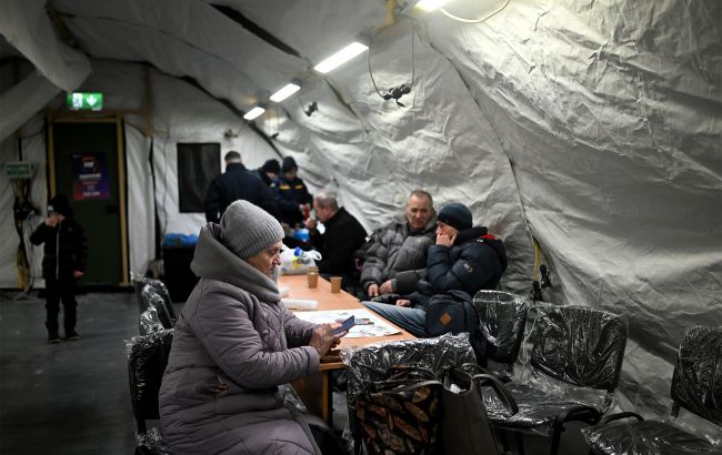 Нова хвиля холодів: що буде зі світлом і теплом у Києві та по всій Україні