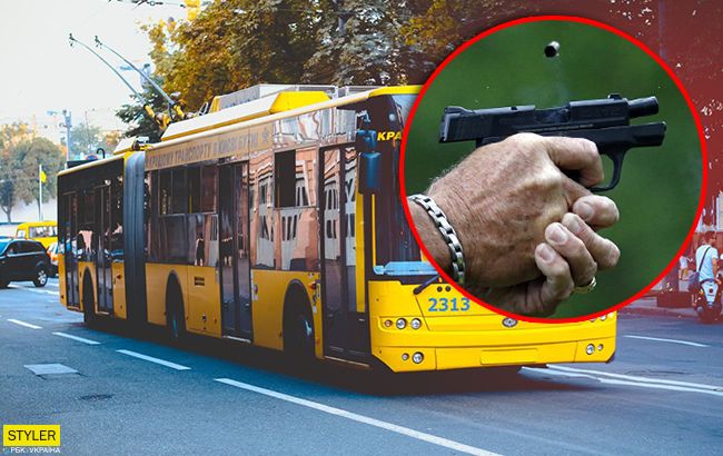 В Киеве в троллейбусе мужчина открыл огонь по пассажирам: подробности инцидента