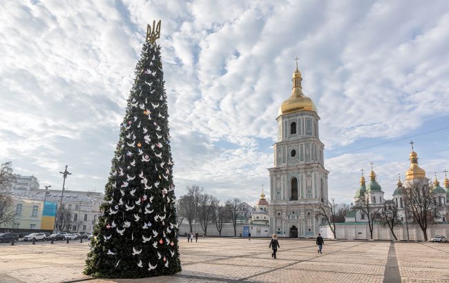 В Киеве установят главную елку страны: где, когда и за какие деньги