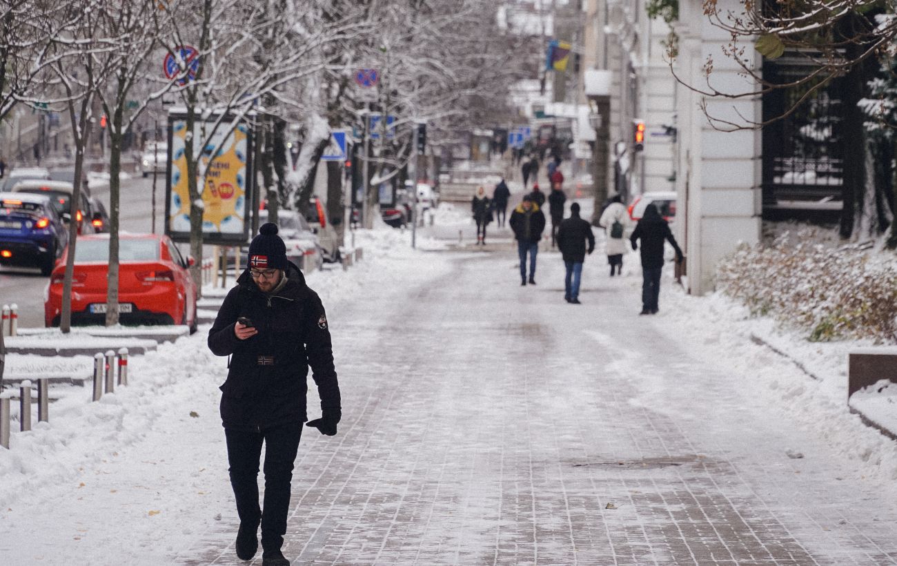 Відлига накриє Україну: коли потепліє та де чекати ожеледь