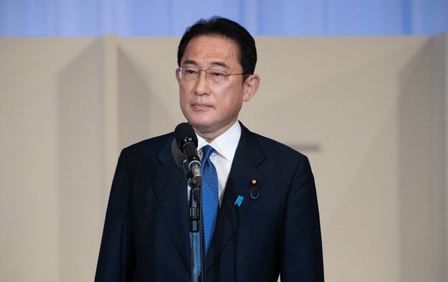 Прем'єр Японії домовився із Шольцем посилити санкції проти РФ