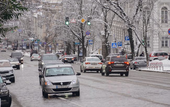 У центрі Києва на 10 днів обмежать рух: що важливо знати водіям
