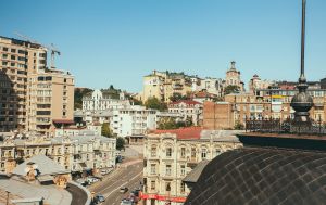 Для пішоходів і велосипедів: у центрі Києва з'являться шість нових наземних переходів