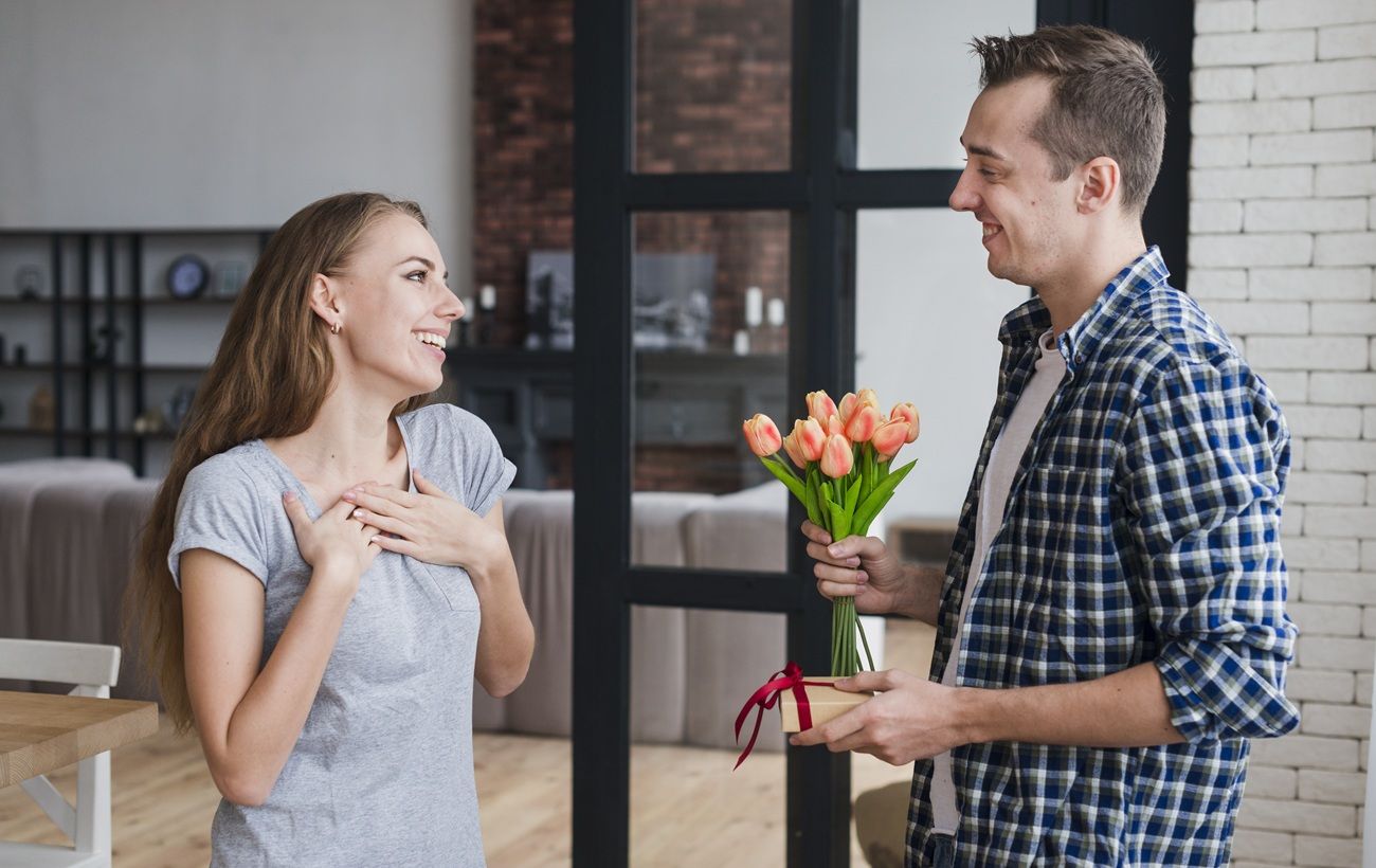 Яка ваша мова кохання за знаком Зодіаку: подарунки, слова чи дотики