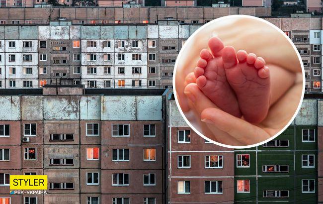 У Росії жінка народила дитину і викинула її з вікна: шокуючі деталі НП