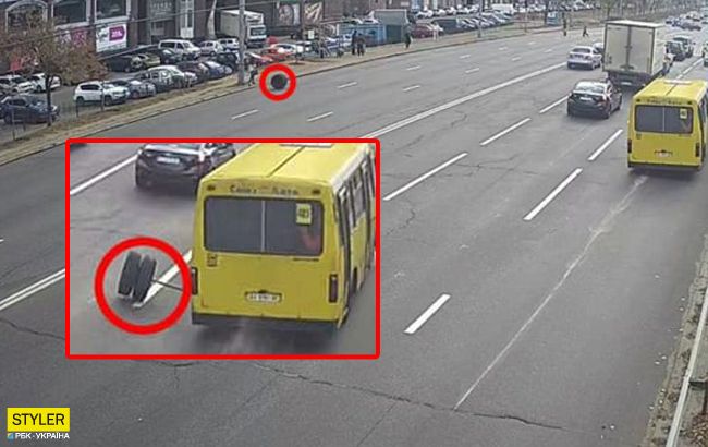 В Киеве у маршрутки на полном ходу отпали колеса: видео момента ДТП