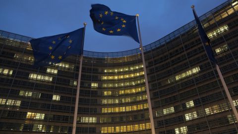 Єврокомісія подає на Угорщину до суду: в чому причина