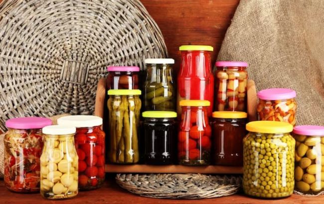 Заготовки на зиму. Что можно консервировать, сушить и замораживать уже в июне