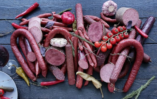 Эти признаки расскажут о качестве копченых продуктов: на что обратить внимание