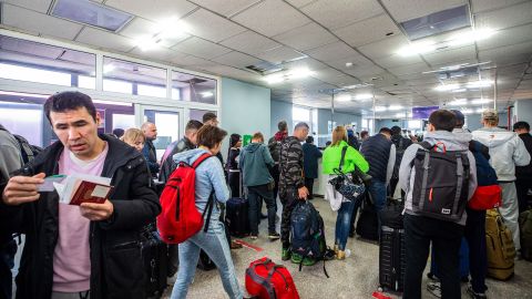 Путинская мобилизация еще больше подорвет российскую экономику, - Politico