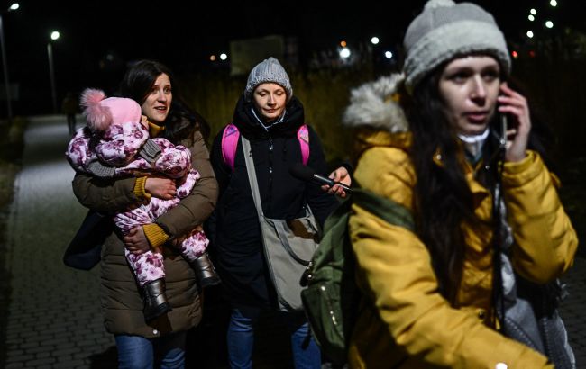 Норвегия готова принять до 100 тысяч украинских беженцев