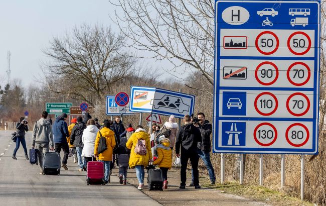 Не всі вакциновані. В ЄС розробили заходи проти COVID для українських біженців у Європі