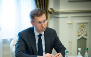 Новый дедлайн и менее жесткие правила: Кабмин обновил требования к бизнесу по укрытиям