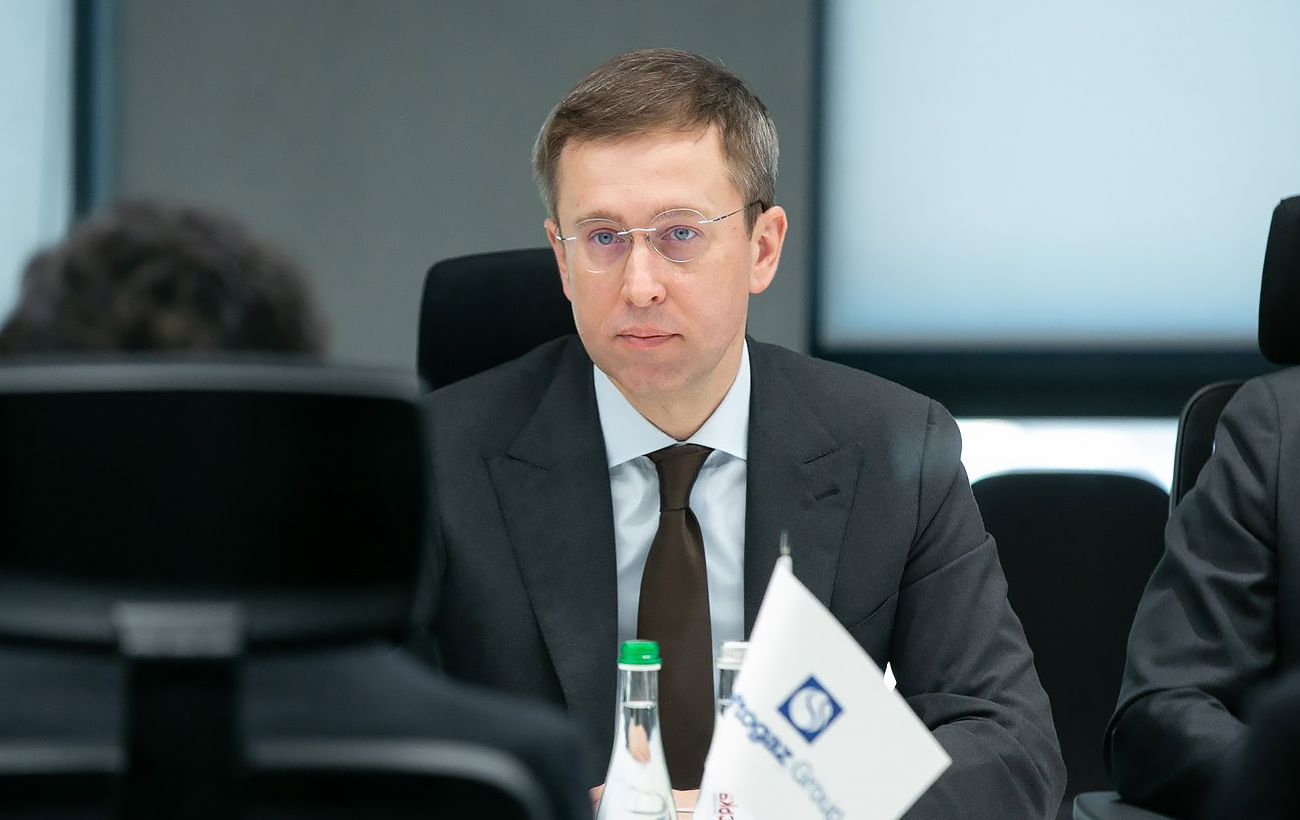 В Украине пересмотрят количество чиновников, у министров может быть меньше заместителей