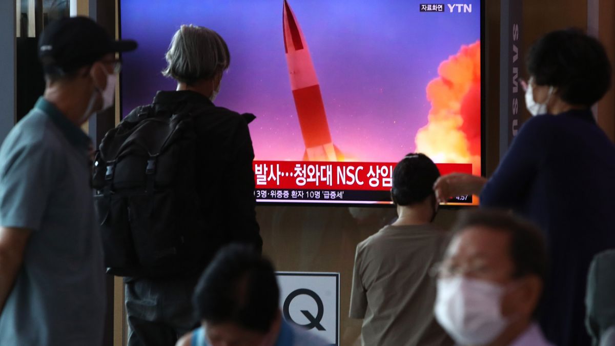 Северная Корея испытала боеголовку и ракету в Корейском море | РБК Украина