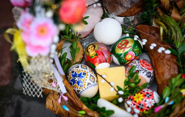 Чи можна клеїти на яйця зображення ікон та Іісуса: що думає церква