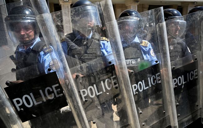 Прокуратура Сербии начала следствие по задержанным полицейским из Косово