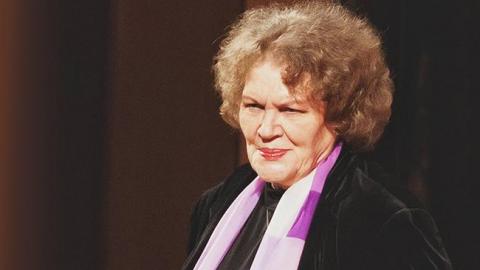 "Коли я ще раз почую, що Україна встала з колін..." В мережі згадали сильні слова Ліни Костенко